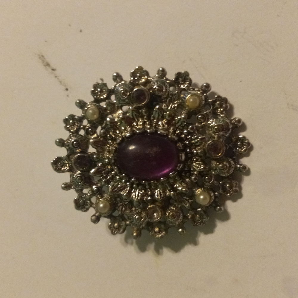 Vintage broach